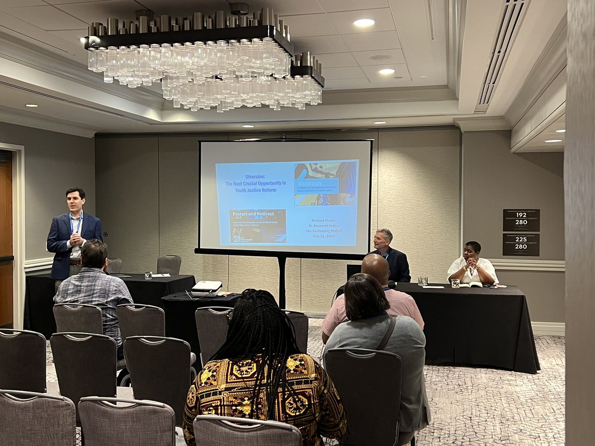 Jor4Justice's tweet photo. Last week our team attended &amp; presented at the @4juvjustice annual conference &amp; it was amazing! https://t.co/UMMvTcQDHZ