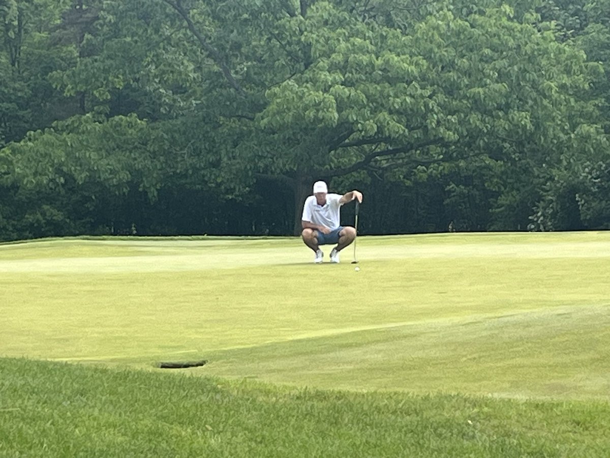 mleggturf's tweet image. Fun morning @chc1922 watching some hopefuls compete for a spot at this year’s US Open.  Some, like @stewartcink, seemed to understand the tricky Travis greens better than others. Well done to @KruegerJer and the entire CH team.