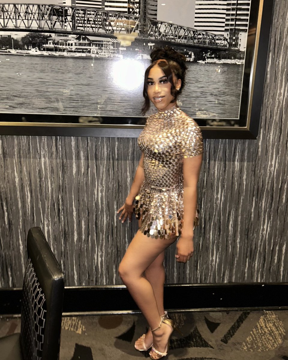 jhnezVSjasmon's tweet image. It’s me vs me! Save the comparisons #Chapter23 ♊️💅🏽