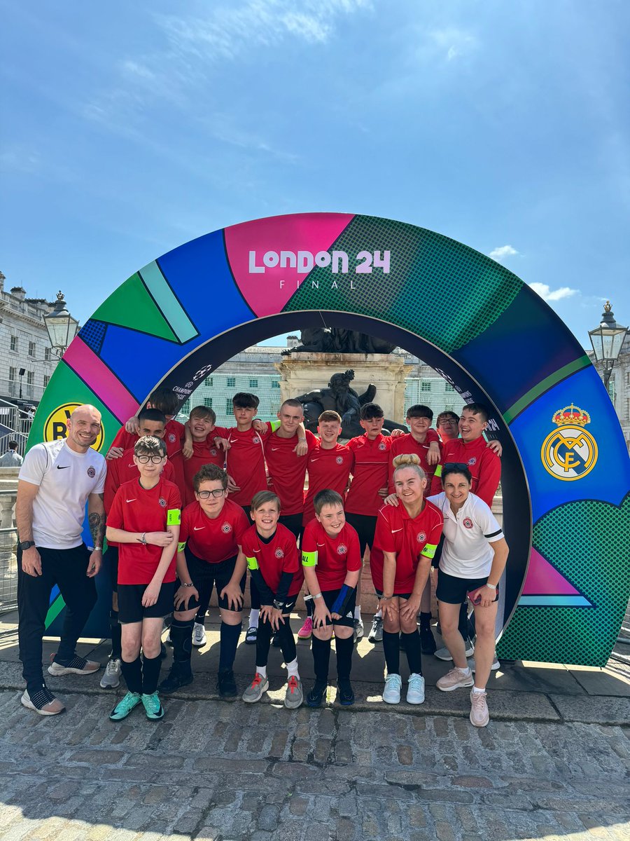 CP_United_FC's tweet photo. A brilliant day yesterday down in London for the UEFA Champions Festival. Thank you to @ifcpf &amp; @UEFAcom for the fantastic opportunity.
#CPUnitedontour #London2024
#UCLfinal https://t.co/fOwe8y8zep