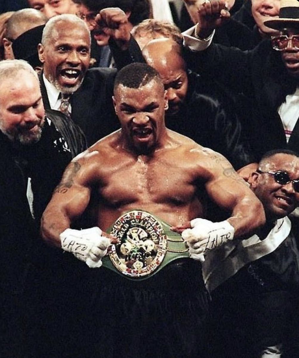 rusghan's tweet photo. Once you get that first taste of winning, you’re hooked for LIFE.

No high can ever compare to how you feel from victory. 

Even winning a lil game feels nice, but those wins you get from large endeavours…

The fat payout hitting your account,

That video going viral resulting in thousands of sales,

That PR bench press,

Winning that fight.

I need it in my veins
