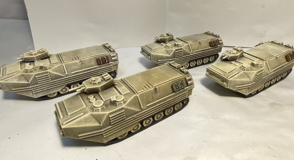 PaintsDb's tweet photo. This evening I took a break from painting 15mm Team Yankee US Marines and painted their transport! 4 AAVP-7’s ready to roll!
#teamyankee #coldwarwargaming #modernwargaming https://t.co/m4rH7Bg3EY