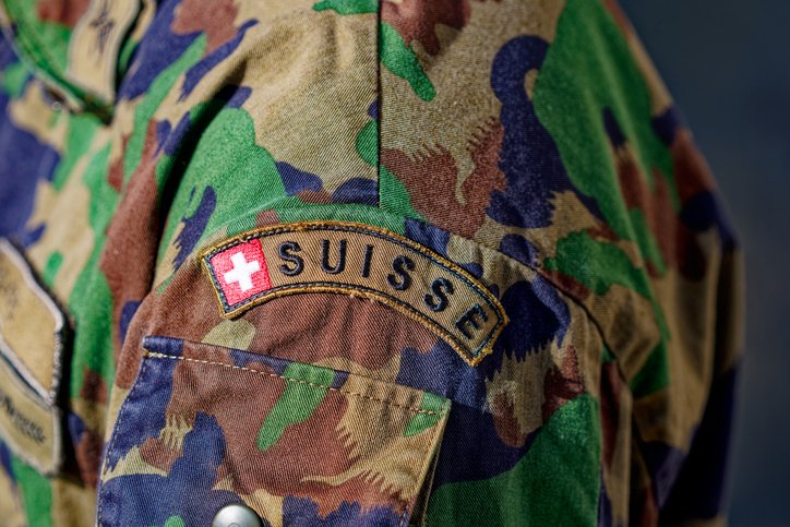 #ParlCH | Message armée

La Suisse a besoin d'une armée forte et bien équipée ! Le PLR soutient une politique financière durable et une défense nationale solide. Le PLR salue donc la décision du Conseil des Etats d'allouer les moyens nécessaires à l'armée.