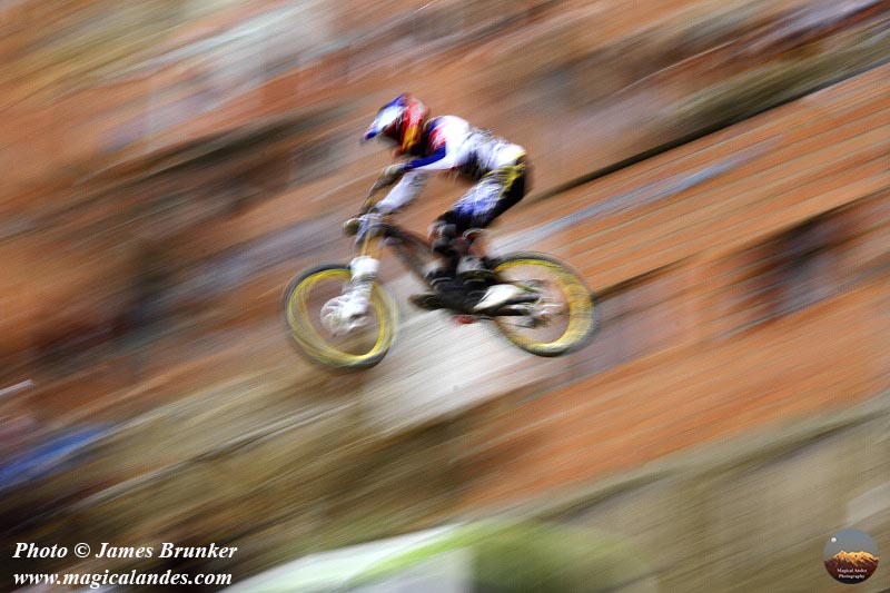 jamesbrunker's tweet photo. A few #bicycle themed images for #WorldBicycleDay, these and more available as #prints and on gifts here: https://t.co/PIkhVzAus3
#AYearForArt #BuyIntoArt #BicycleDay #BicycleDay2024 #cycling #bikes #transport #pushbike #bicicleta #streetscenes #streetphotography https://t.co/6Ig35YMQko