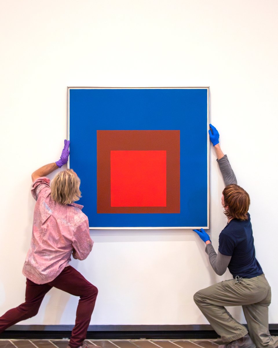 Anni and Josef Albers, leaders of the Bauhaus movement, will be on display at the National Gallery from 8 Jun – 22 Sep. 

Free with ticket. More info at nga.gov.au/exhibitions/an… 

#Albers #Bauhaus