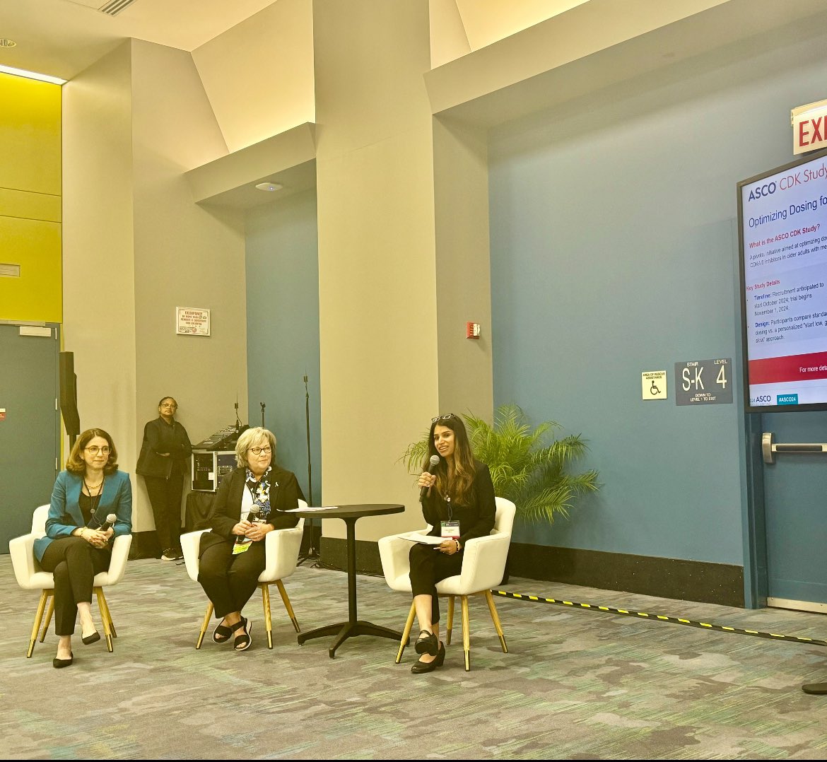 Presenting <a href="/ASCO/">ASCO</a> CDK Study to the patient advocacy community at #ASCO24. Dose optimization trial for patients with metastatic breast cancer recruiting this Fall Study PI: <a href="/jrgralow/">Julie Gralow</a> CoPIs: <a href="/elmayermd/">Erica Mayer</a> <a href="/DrDawnHershman/">Dawn Hershman</a> Patient Partner <a href="/JaniceTNBCmets/">Janice Cowden</a> Statistician: <a href="/LGM_Biostats/">Liz Garrett-Mayer, PhD</a>