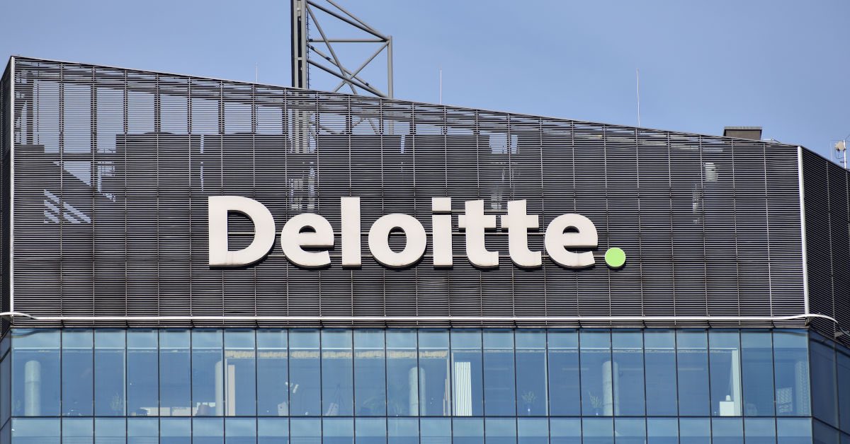 SaudiProject's tweet photo. شركة Deloitte إحدى أكبر الشركات العالمية المتخصصة في مجال الخدمات الاستشارية والمالية تدشن مقرها الإقليمي في مركز الملك عبدالله المالي #كافد في الرياض https://t.co/s5SGiW65sK