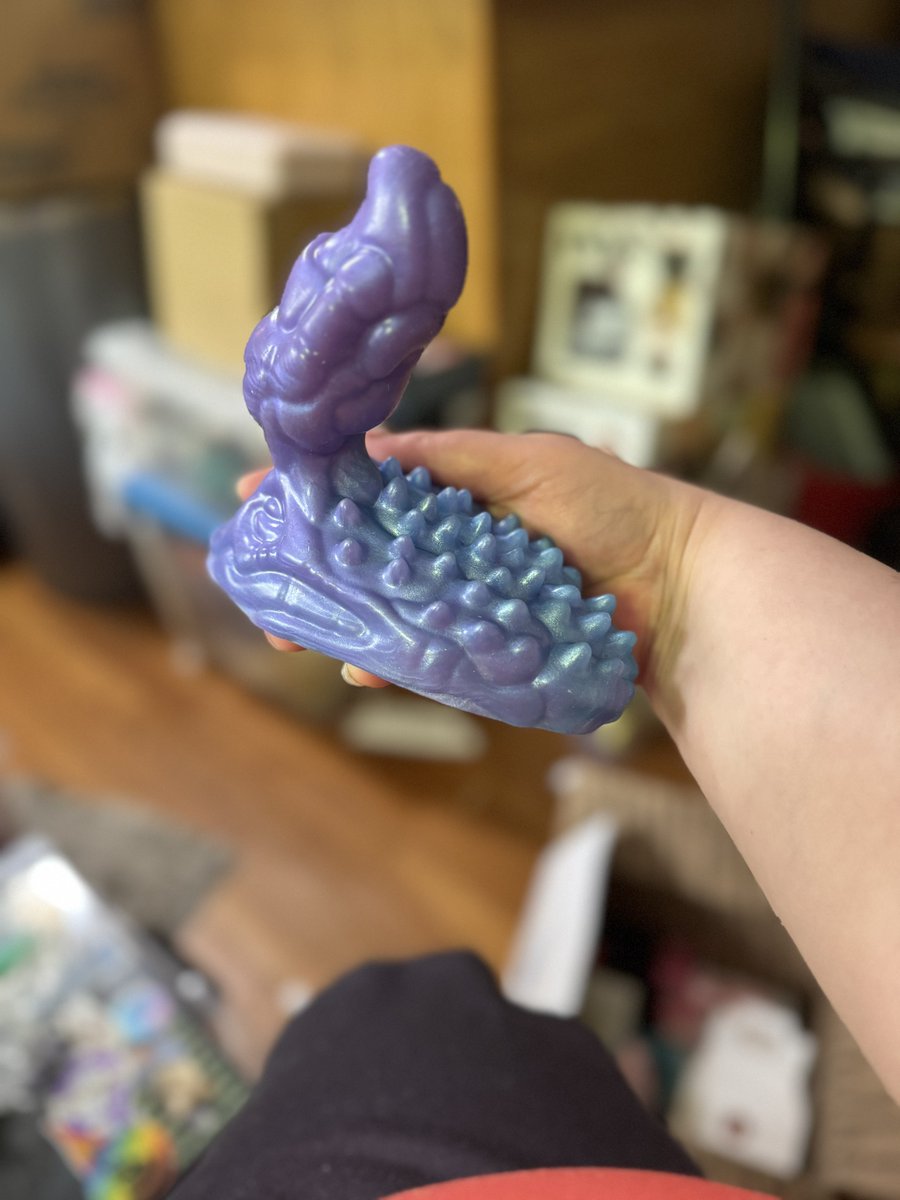 rowan_chaos's tweet photo. NEW PRETTY! The blues and purple make me go crazy in such a good way https://t.co/YPISDDlFXM