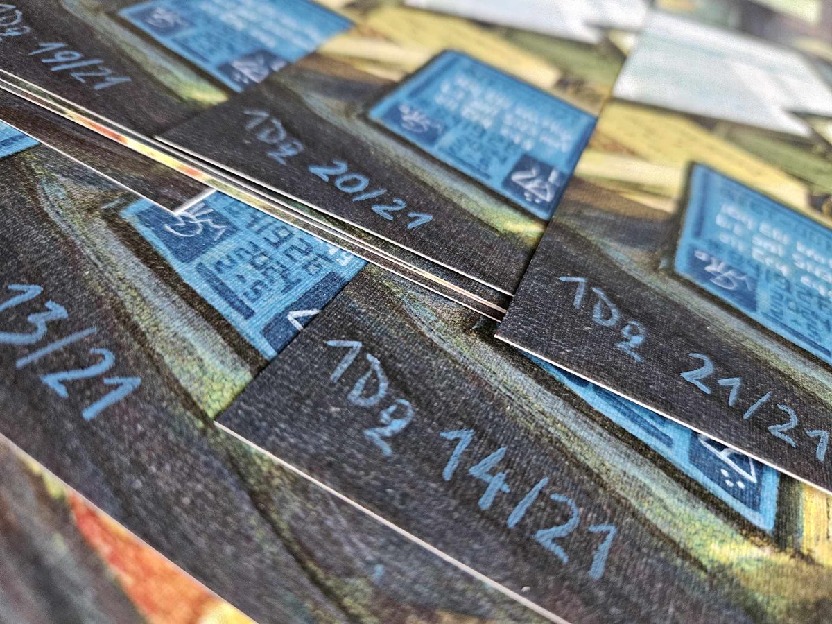 1Dq12's tweet photo. Bitcollector prints, available tomorrow on auction.
#Bitcoin📷📷 #casascius #bitbills #icarus #coldcard #cryptoartist #Blockchain #coin #gold #satoshinakamoto #prints https://t.co/chUsjymhIW