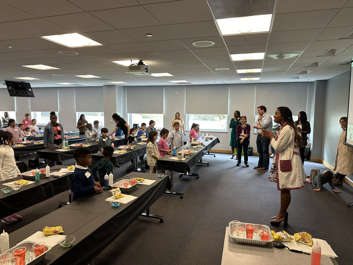 Jacqueline "The STEM Queen" Means tweet media