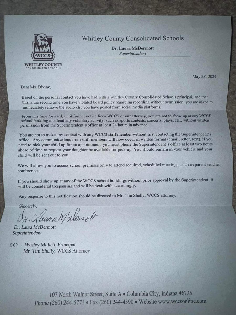 libsoftiktok's tweet photo. Massive controversy unfolding in @WCCS_Eagles.
A staff member took off his belt and reportedly threatened to hit kids on the bus. His pants then fell down and he allegedly started talking with kids about his underwear.
Kids reported feeling extremely uncomfortable.
The principal and superintendent shoved it under the rug. A mom then went in person to discuss it and the principal brushed her off claiming he never took off his belt despite video evidence. The mom recorded the conversation in the 1 party consent state and the school responded requesting she delete it before banning her from campus.
h/t @Nicoletta0602