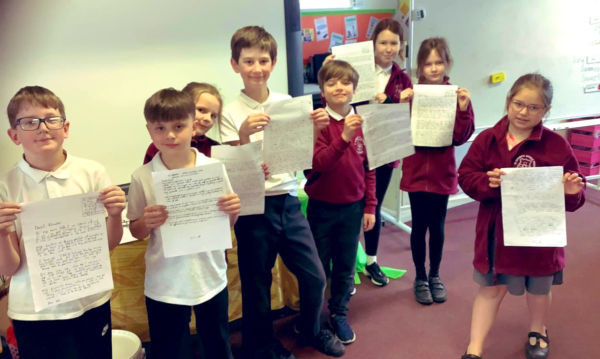 cuthberts_st's tweet photo. How exciting!

Our letters have been sent to Our Lady of the Snows School all the way in #NewZealand 
We can’t wait to receive their replies and start our super exciting pen pal journey ✏️✈️
#teamcuthberts #penpals #MaterChristiTrust @LancasterDioces  #newzealand @lancrcedserv https://t.co/JZug5Gf6RZ