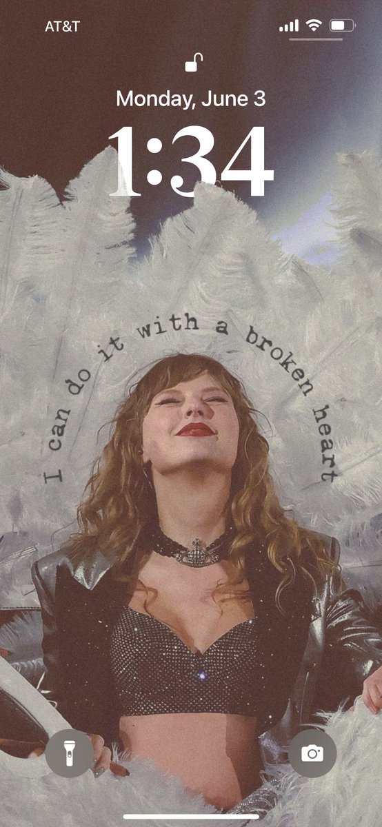 tsloverlocks's tweet photo. Free Taylor Swift Lock Screen 

I Can Do It With a Broken Heart

Please retweet and like if you save -z🤍 https://t.co/mOozGZxNYN