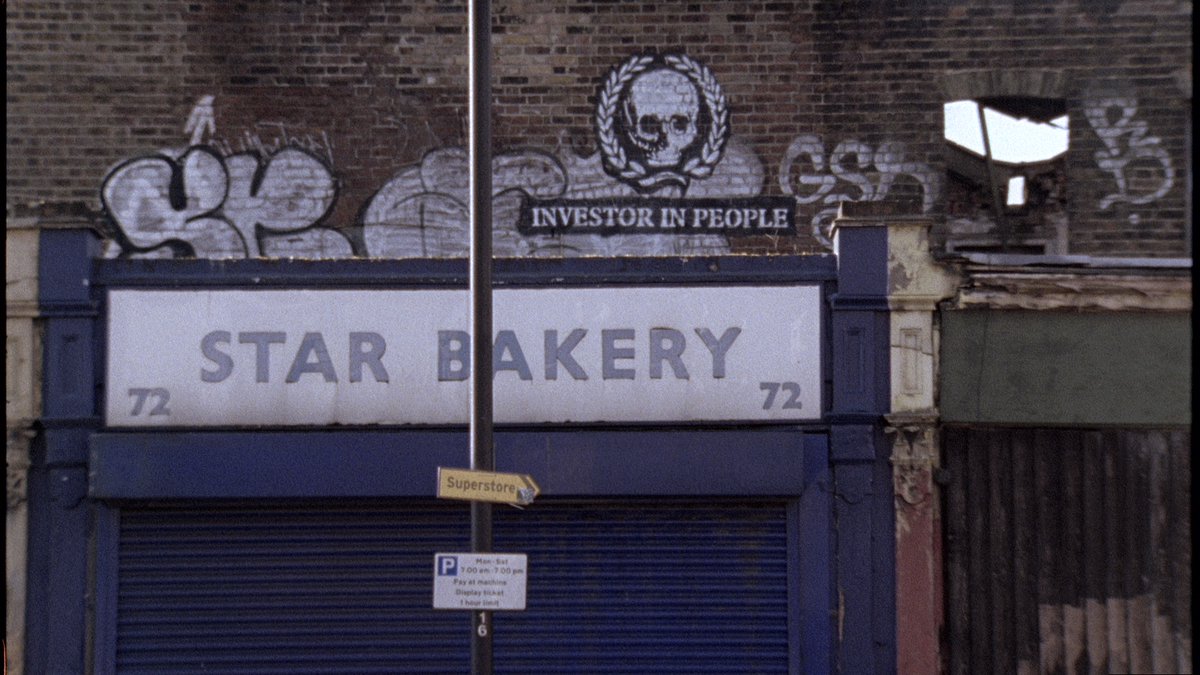 'A joyous wonder, an instant addition to the modern canon of filmic London.' - Sukhdev Sandhu, BFI.  My filmpoem adapted from original play for voices by <a href="/MichaelRosenYes/">Michael Rosen 💙💙🎓🎓 NICE 爷爷</a> screening this Sunday 9 June <a href="/HackneyPH/">Hackney Picturehouse</a> +Q&amp;A hosted by <a href="/TomHunterArt/">Tom Hunter</a> Details here: 👇
picturehouses.com/movie-details/…