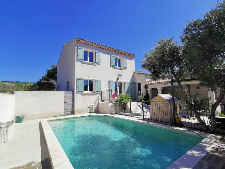 sebmalco's tweet photo. Notre maison est disponible à la location du samedi 3 août au jeudi 23 août ! N'hésitez pas à me contacter si cela vous intéresse 📷
https://t.co/gdrRAndctv https://t.co/jhMg4wDztt