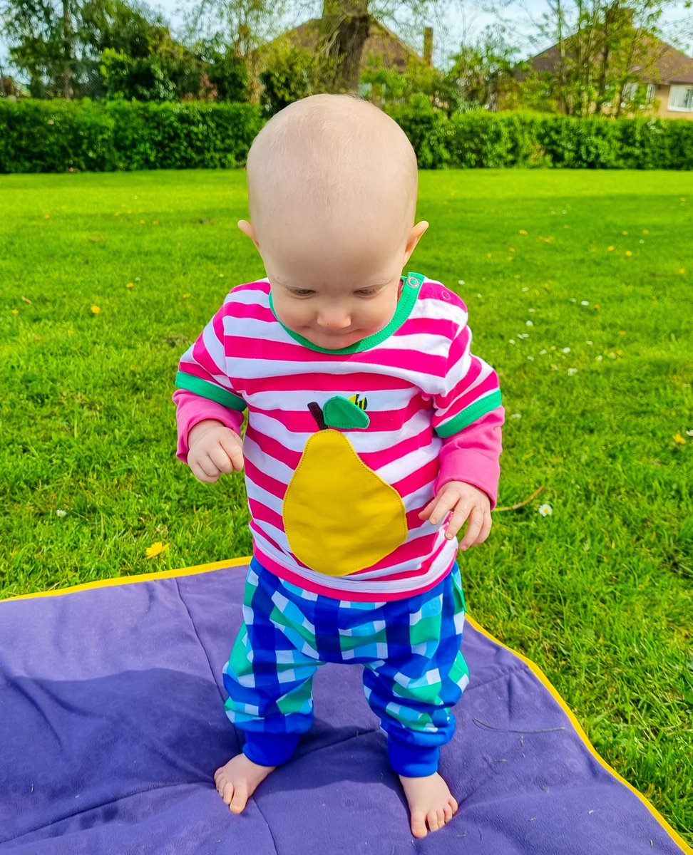 toby_tiger's tweet image. 🌟🐯 Look at these adorable little cubs having a blast at the park! ⁠
⁠
⁠
🎉 Share your own precious moments with us by tagging @welovetobytiger and using #welovetobytiger. Let's celebrate childhood adventures together! 📸✨ #KidsFashion #PlaytimeFun #TobyTigerFamily 🌞🍃