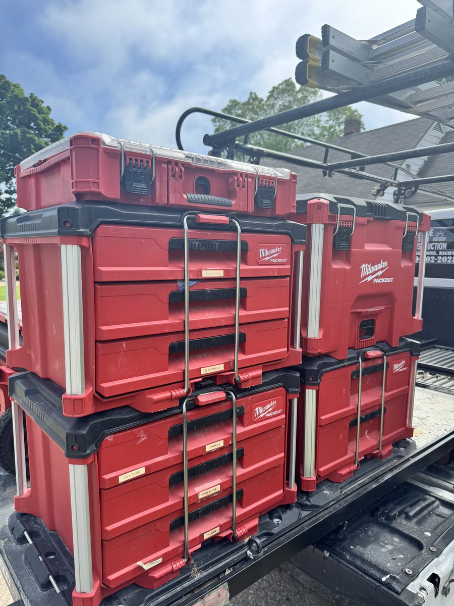 TFSimba's tweet photo. @MilwaukeeTool I’ve got one serious issue with my Packout setup. Any chance you want to help solve this? https://t.co/S0zLEwxrvi
