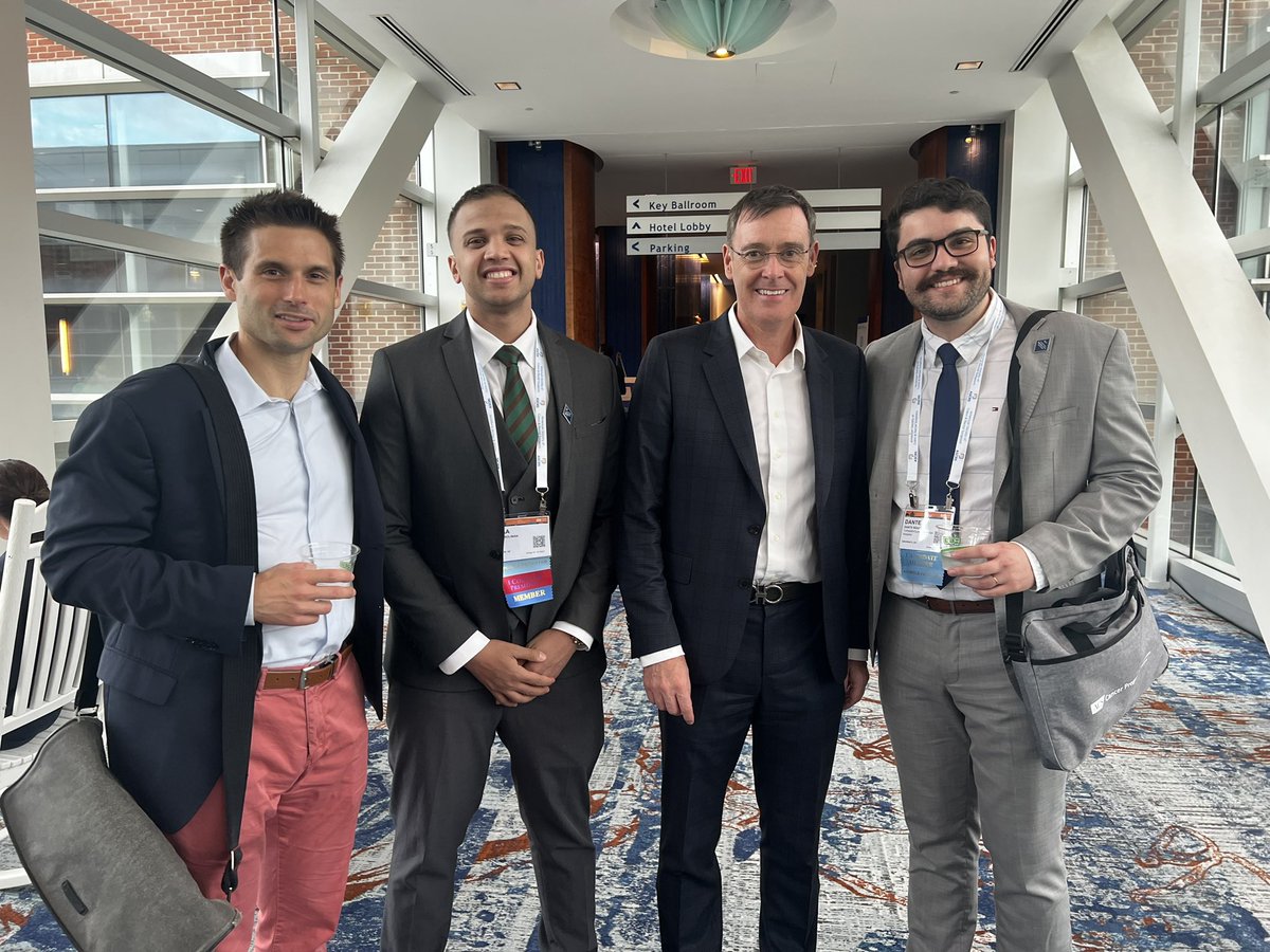 Pleasure to meet <a href="/davidrrosenmd/">David Rosen</a> and <a href="/ConorDelaneyMD/">Conor Delaney</a> at <a href="/ASCRS_1/">ASCRS_1</a>. <a href="/diaa_7/">Diaa Soliman</a> 👏👏