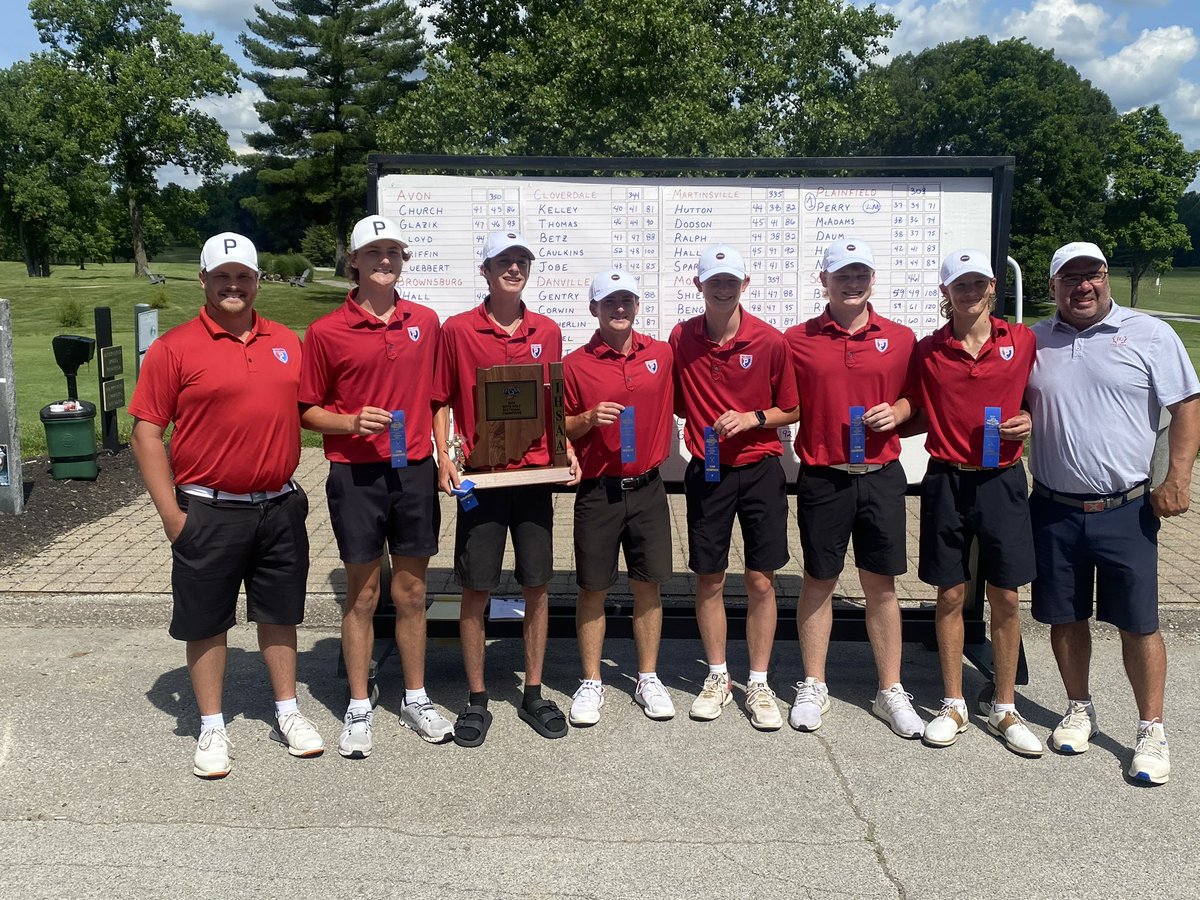 QuakerSports's tweet photo. Back to back @IHSAA1 Martinsville Sectional Champions at Foxcliff GC. 

Ian Perry medalist with a 71 (-1)
Liam McAdams 2nd with 74
Zach Daum T3rd with 75

Great job guys and coaches. On to Regional at Coyote Crossing. @indianahsgolf https://t.co/fEUUSs5n6S