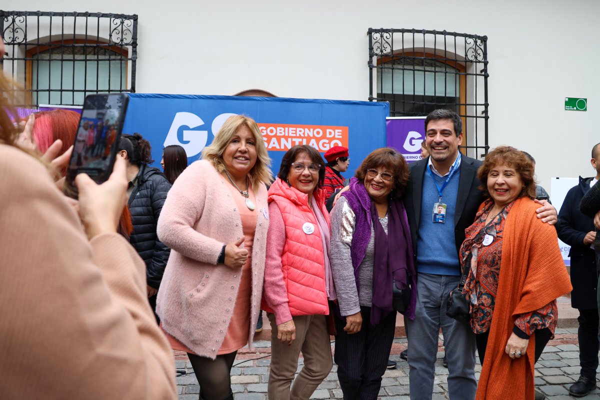 Municipalidad de CerroNavia tweet media