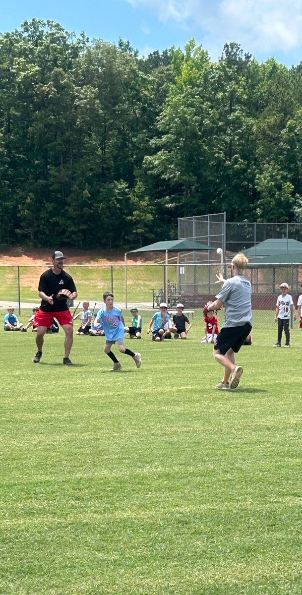DavidDkelton's tweet photo. Day 1:  Carrollton Youth Baseball Camp @CarrollCountyRe   Huge Success!! #baseball #baseballcamps #davidkelton #davidkeltoncamps #lagrangecollegebaseball #lessons #baseballlessons https://t.co/cug1I9bUZw