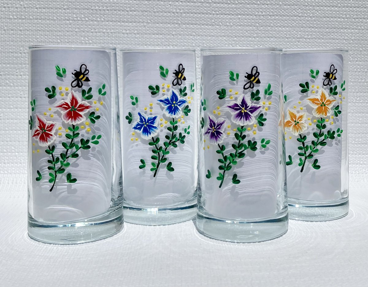 LPaintitpretty's tweet image. Free shipping! etsy.com/listing/172666… #waterglasses #handpaintedglasses #weddinggift #SMILEtt23 #CraftBizParty #etsy #etsyhandmade