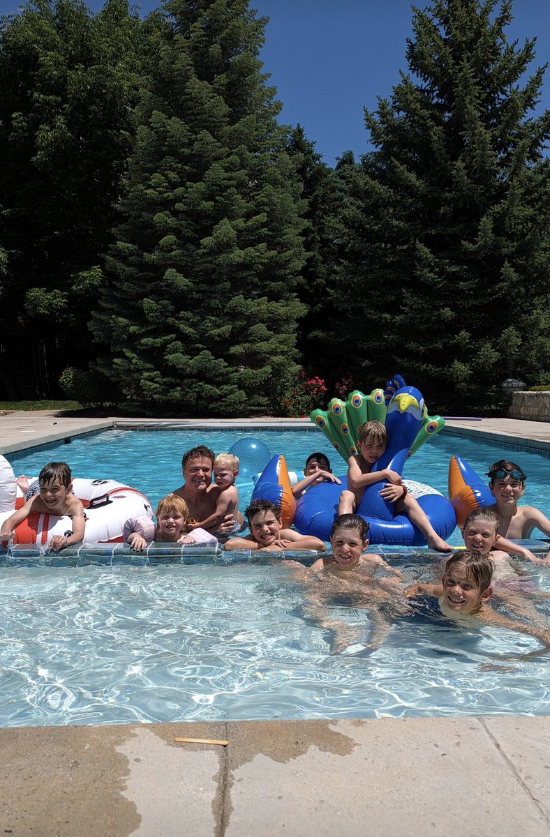 donnyosmond's tweet photo. Enjoying a final swim at home with my grandkids before the long US summer tour begins this Friday in Milwaukee. By the way, thanks to Sue Pearson from Leeds in the UK who gave me that inflatable peacock during my tour over there. We've had so much fun with it. Speaking of fun, I'll see you all real soon on my US summer tour. 🕺🎶 Check https://t.co/RqtrSaPgx0 to see if I'm in a city near you.