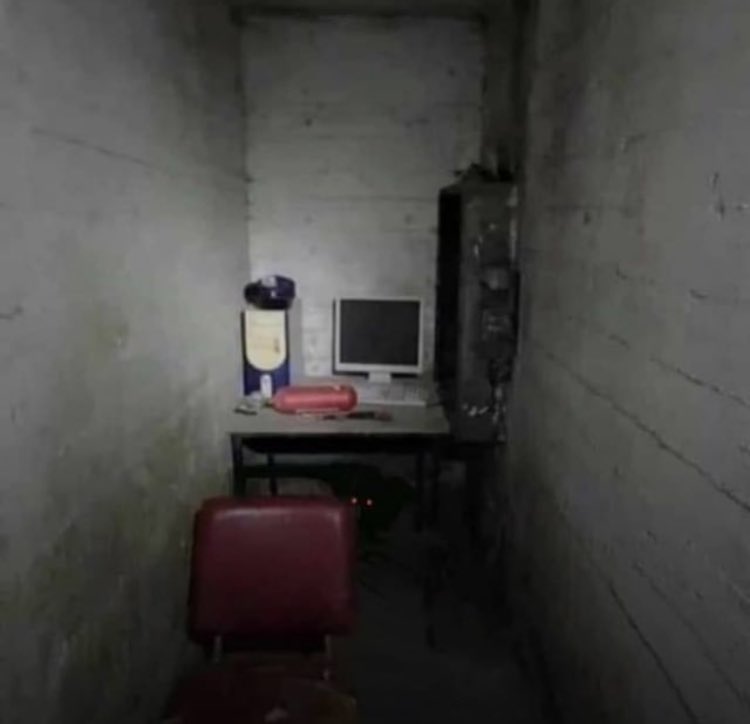 Barely Sociable (@sociablebarely) on Twitter photo 