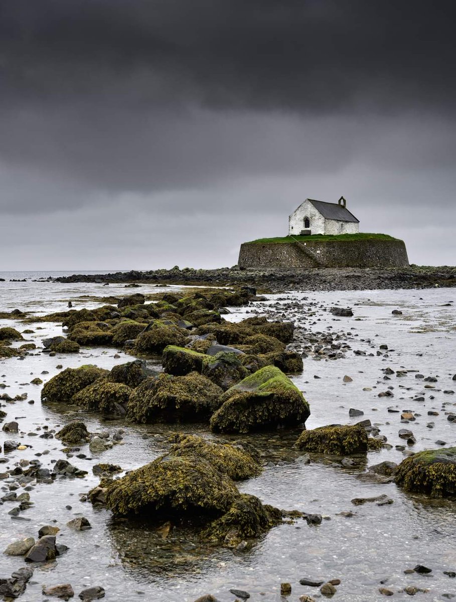 LastLelly's tweet photo. #stcwyfans #anglesey Mr L did well - looks amazing from every spot #photography 
@boltholes ❤️ https://t.co/ziwjkzpJFE