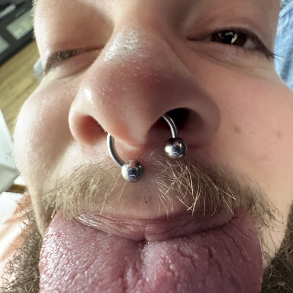 SimpleRobinson™ tweet media