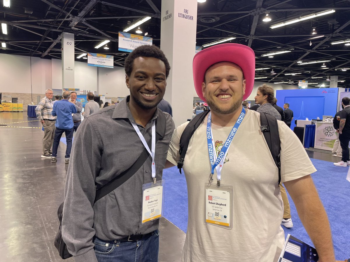 robbieashepherd's tweet photo. Running into so many folks from my days at @uncg_chem. Great to see so many familiar faces at #ASMS2024! https://t.co/lwBZ0cDBTo