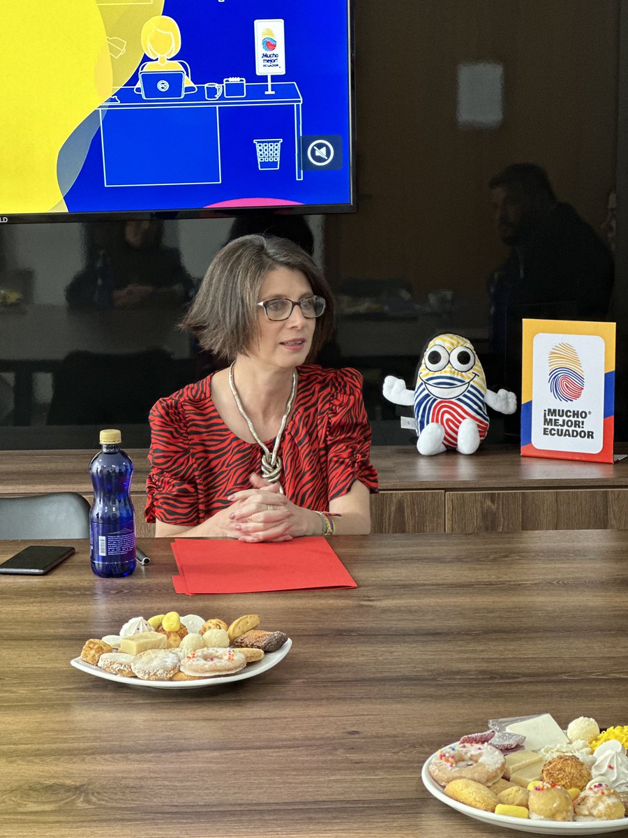 Ecuador_calidad's tweet photo. 🥳 ¡Estamos emocionados de anunciar nuestra asociación con @UxEong para llevar la excelencia educativa a cada rincón de Ecuador! 📚�� 

Juntos, nos comprometemos a construir un futuro brillante para la próximas generaciones ecuatorianas! 💫✏️ 

#muchomejorecuador #Educación https://t.co/NQVH8nJL7K