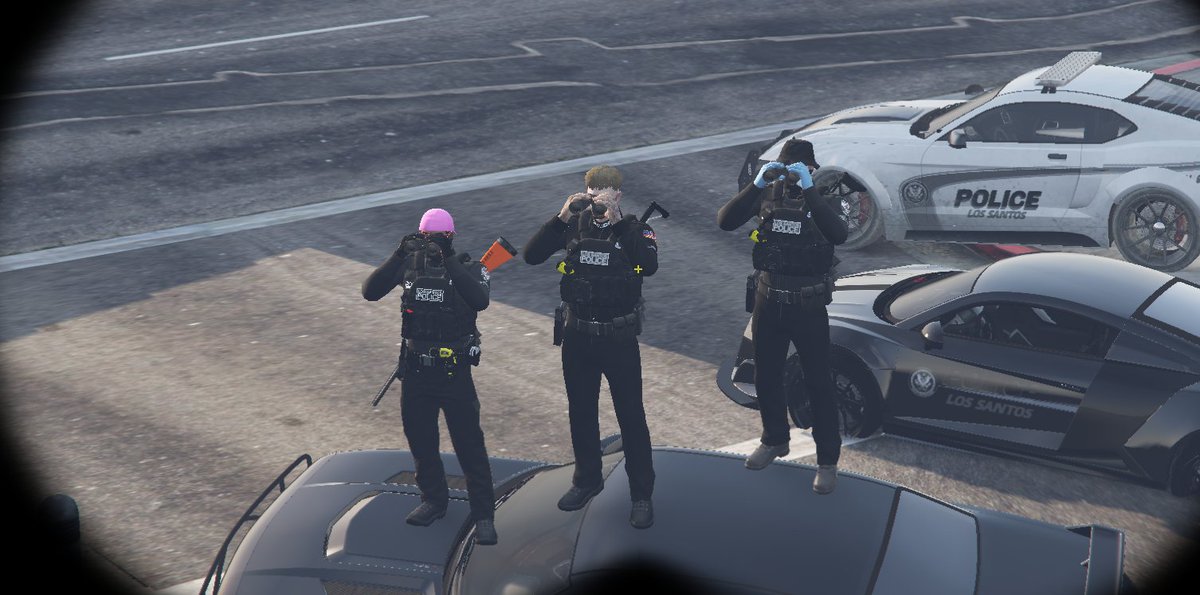 DistinctRP's tweet photo. #DistinctRP LSPD is hiring! Whether you're a newcomer to the PD roleplay, or a veteran! All you have to do is be willing to learn their ways! Join the city/server and apply today! Join here https://t.co/hFzGW8xRgA -E #GTA #GTARP #GTA5 #FiveM #LGBTQIA #Newplayerfriendly https://t.co/23i1UcvZHa