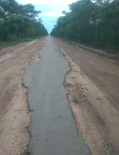 WinnexMumbere's tweet photo. @nbstv The tarmac road👇👇 https://t.co/w3k8EXrNDD