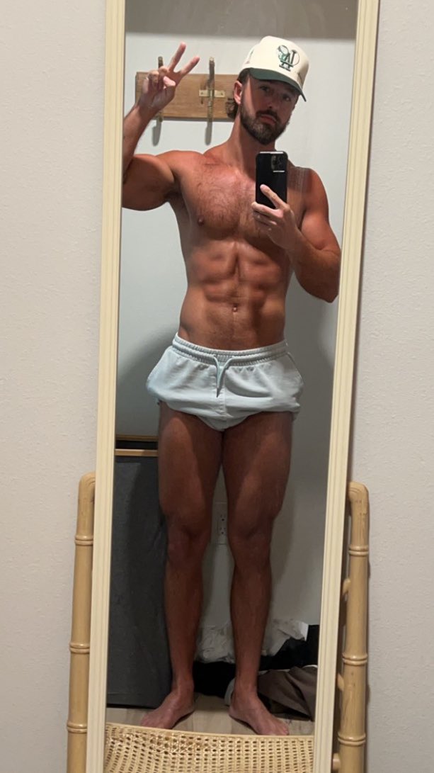 thomas_a_keal's tweet photo. 186 lbs💪🏽 https://t.co/QQ3GWGeiHt