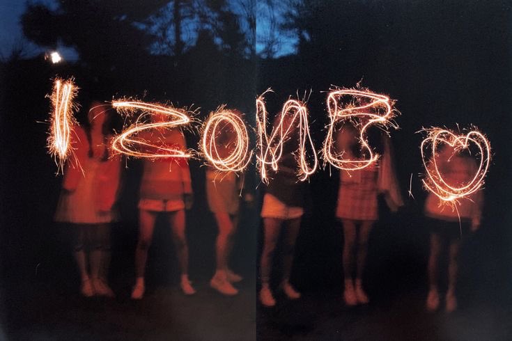 hourly izone tweet media