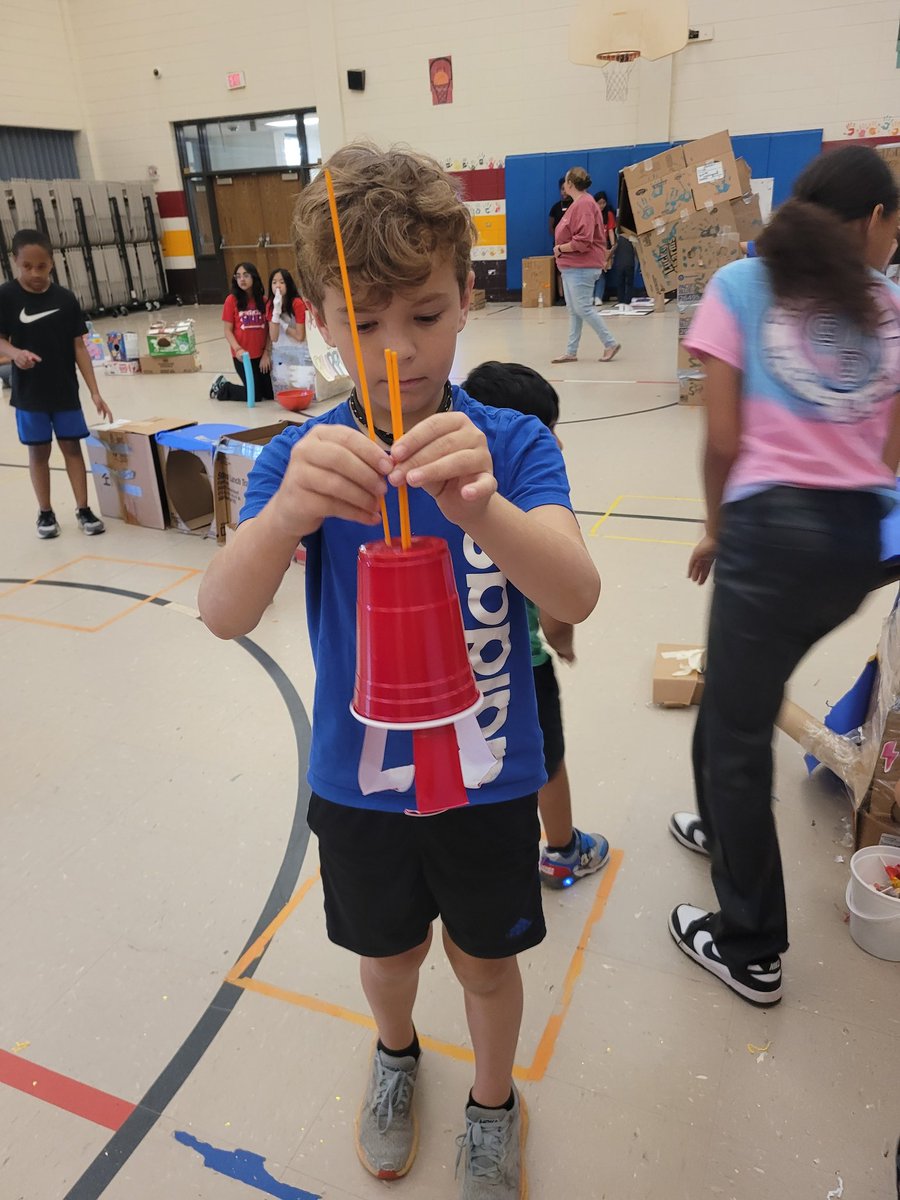 ShannonP511's tweet image. Shadybrook students shine!! 💫💫
We are proud of Shadybrook students for their creativity and teamwork that was put onto their cardboard Arcade games! The innovative game designs and collaborative spirit were truly inspiring. Well done! 💥
@GCSchoolsNC 
@scienceguRhew
@jmaness4