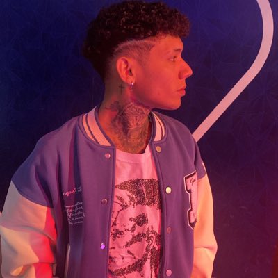 sincezada_'s tweet photo. #NovaFotoDePerfil https://t.co/y4AnwklpSb