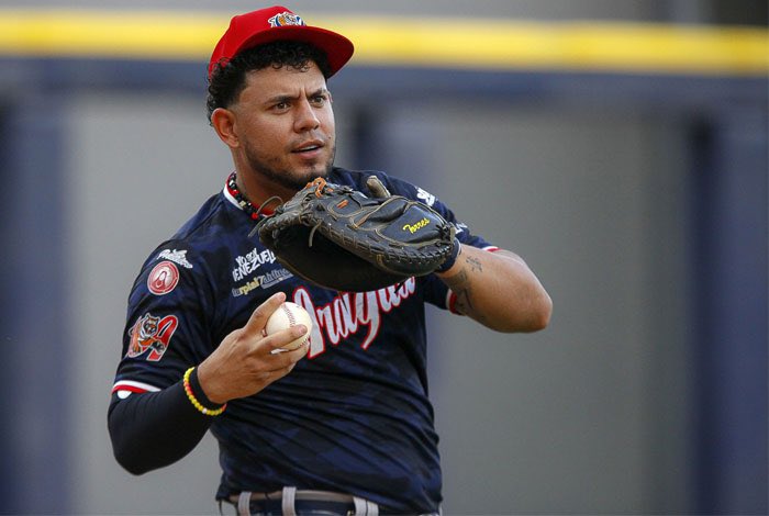 Leones del Caracas tweet media
