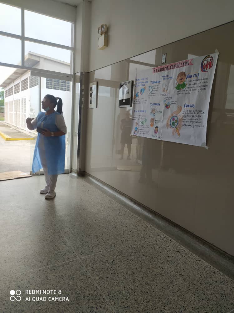ApureIvss's tweet photo. #03Jun|| 🗣️ En Aras de fortalecer el #SPND, nos dirigimos a los usuarios presentes con Charla Educativa sobre "Síndrome Diarreico", aclarando las causas, los tipos y los tratamientos más eficaces.
#SanciónCero
@Somosivss https://t.co/tIDkP8u7rL