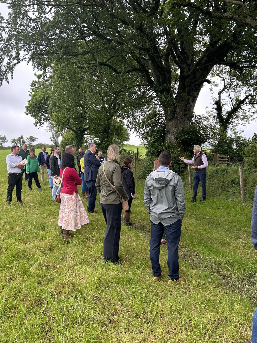 AlexiaCRobinson's tweet photo. A magical day. The very best. 

@LoveBritishFood’s 8th farm visit for public sector caterers. 

Today the turn of NHS Wales at Patrick Holden’s dairy farm. High hopes much is going to come from this.

@WelshConfed @SusFoodTrust https://t.co/hr1aMwXPnj