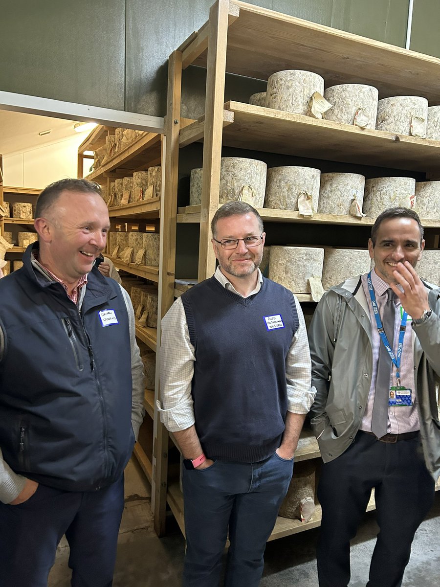 AlexiaCRobinson's tweet photo. A magical day. The very best. 

@LoveBritishFood’s 8th farm visit for public sector caterers. 

Today the turn of NHS Wales at Patrick Holden’s dairy farm. High hopes much is going to come from this.

@WelshConfed @SusFoodTrust https://t.co/hr1aMwXPnj
