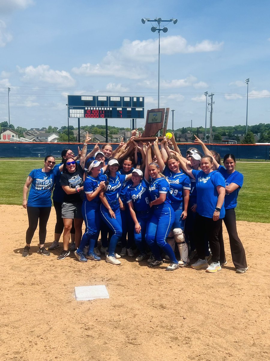 GSwedarsky30's tweet photo. We did it!!! 4A Semi-State Champs and headed to State!!! Congrats to @PSB_PennHS for a great season! So proud to be a Royal @HSEsoftball!!!

@IMG08BenGod @ExtraInningSB @thealliancefp @ondecksoftball @Starsof_Tom @MaxPreps https://t.co/p48FYYYbu1