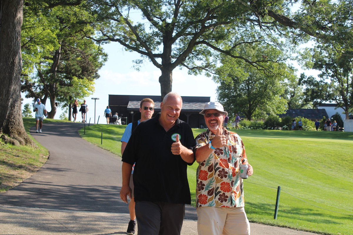 CoachRocheScho1's tweet photo. Dinner tickets on sale at https://t.co/M39qF3f1iG! Didn’t get the chance to golf? Come join us for dinner following the outing on July 19th. 75$ a person for great drinks and great food for a great cause! #livelikeroche🍴🍻 https://t.co/6nAUWaOrNO