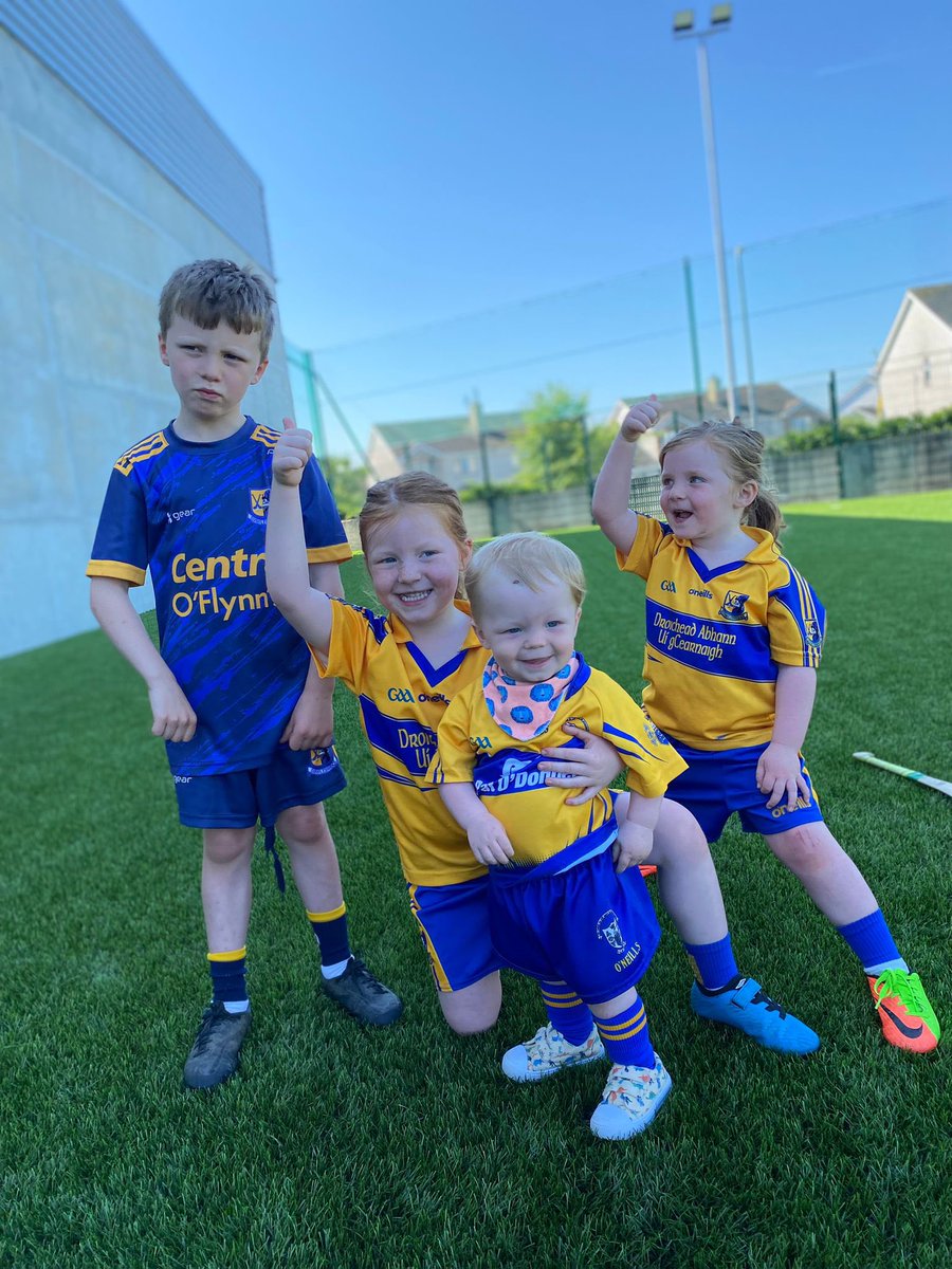 Agrisolicitor's tweet image. Still on the look out for tickets for Munster Senior Hurling final next weekend 🤞🏻
Ideally to bring the 2 eldest to soak up all that is great &amp;amp; good @claregaa_news 
#clarevlimerick
@SMBGAA