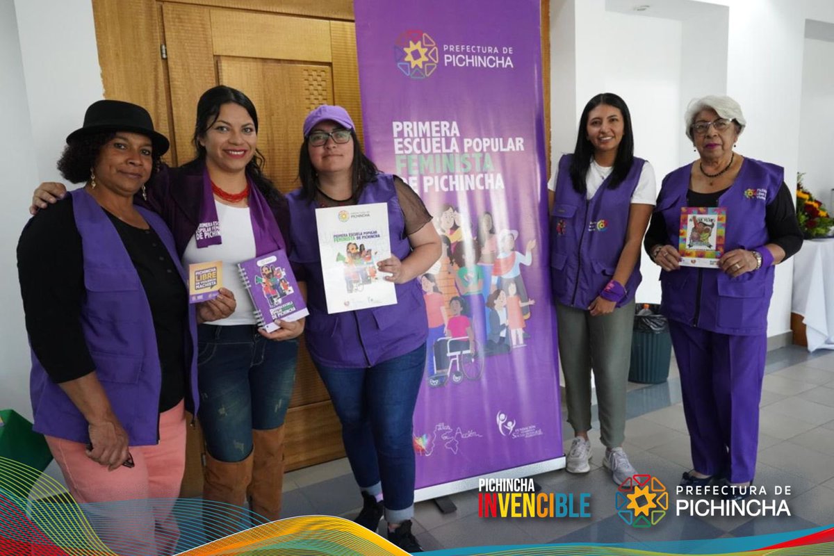 ¡Más de 80 mujeres se capacitaron en instalaciones eléctricas! 👩🏻‍🦱👩🏽👱🏼‍♀️ Luego de 40 horas, las participantes culminaron su formación en el taller “Mujeres de Luz” 💡 que impulsamos la Prefectura de Pichincha junto con la Universidad Politécnica Salesiana - Ecuador, para