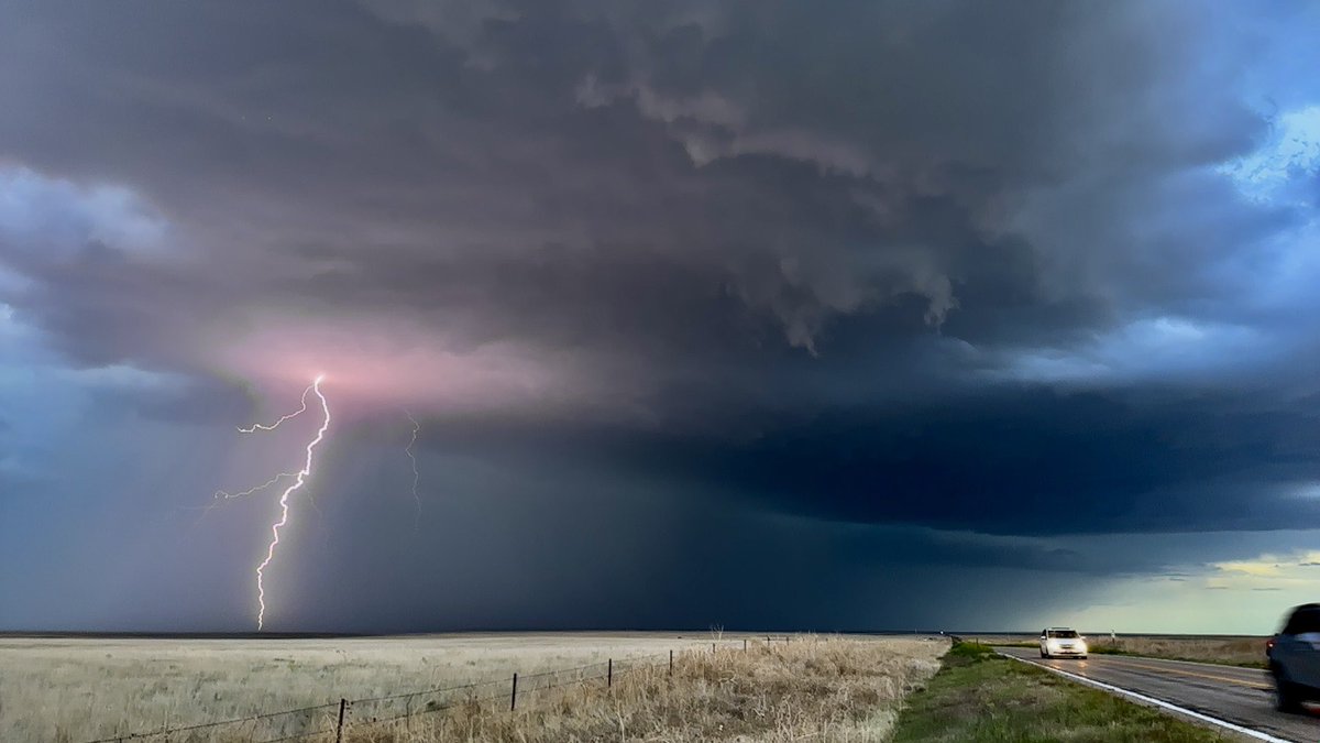 Photo dump #1 of <a href="/stormfrontfreak/">Storm Front Freaks Network</a> Chase Week III in Texas and Colorado.