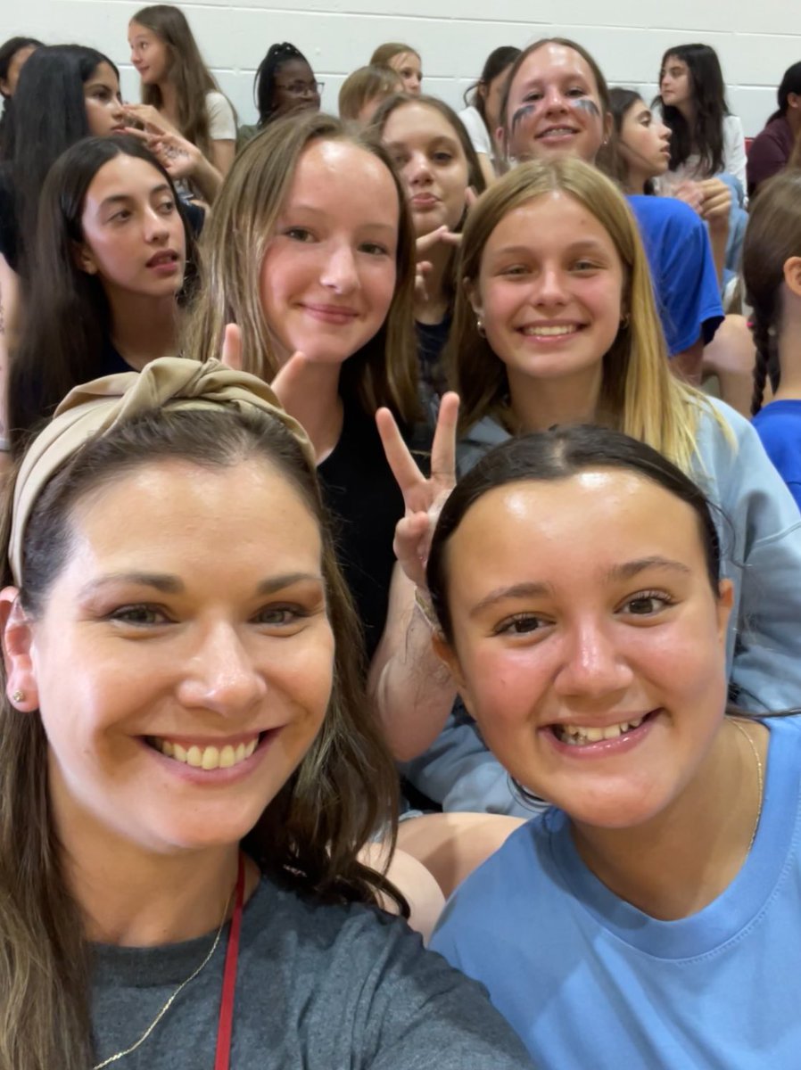 Amy Abramovske tweet media