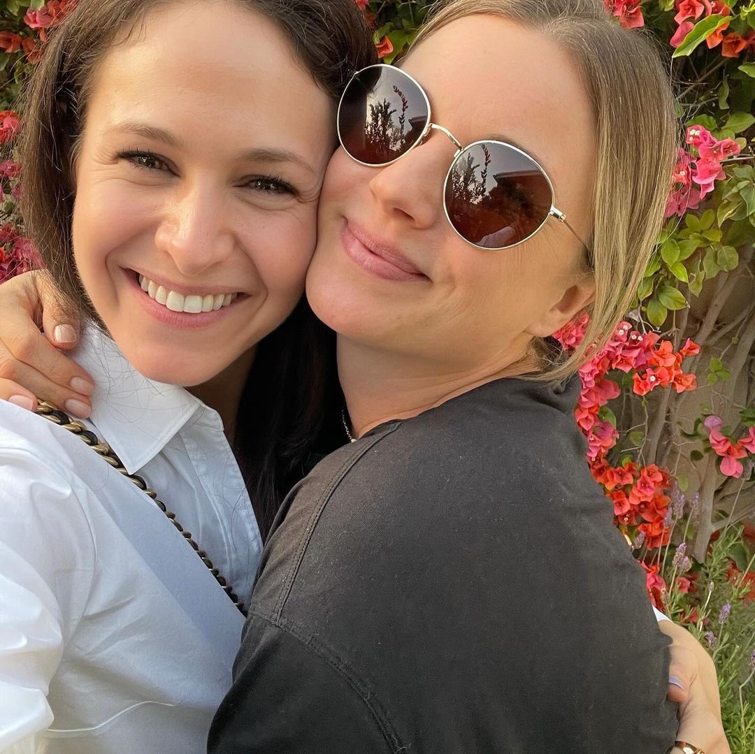 NEW | Emily VanCamp with her best friend, Alison \u0026 baby Rio Alison  Greenberg via instagram, image size:1080x1079