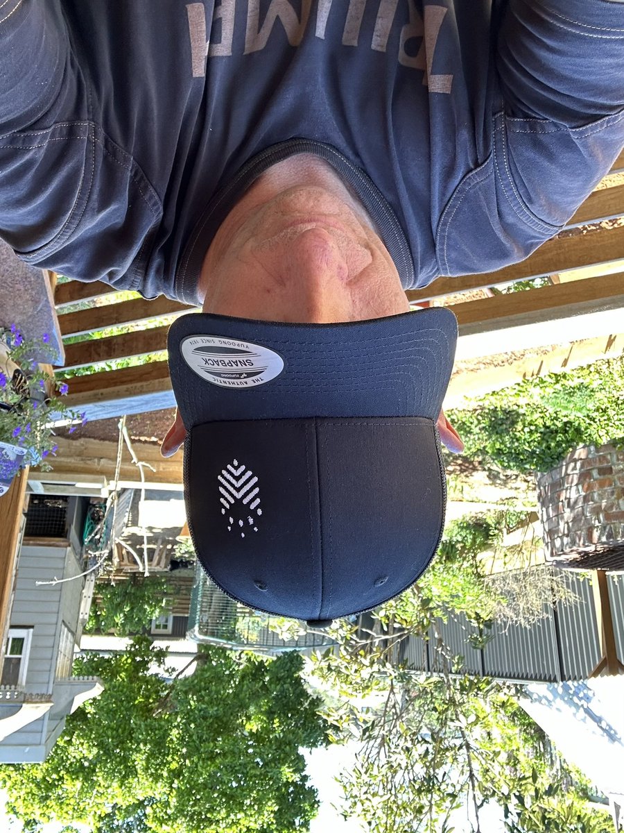 Tall Nupinks tweet media